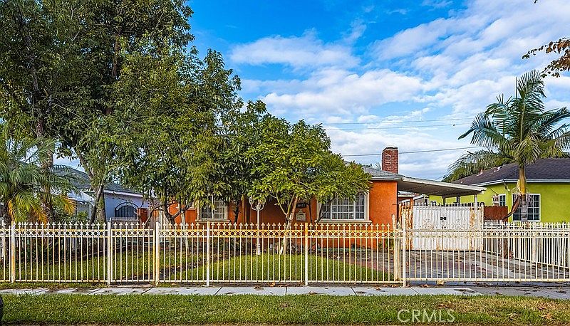 1st image of 10933 Sampson Ave