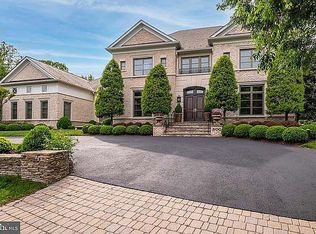 8100 Spring Hill Farm Dr, Mc Lean, VA 22102