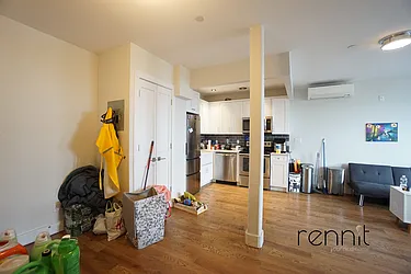 Rented by Rennit Inc.