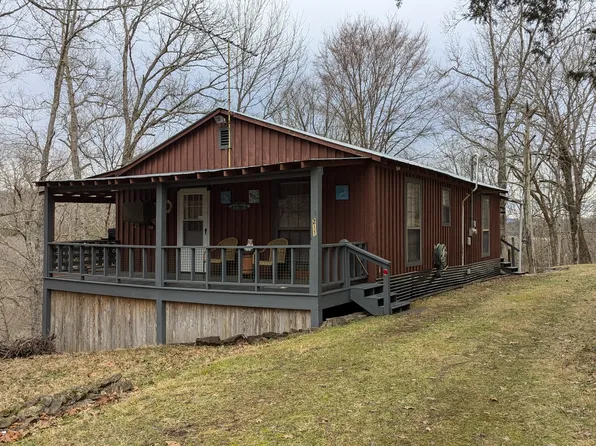 211 Happy Mountain Rd, Gainesboro, TN 38562