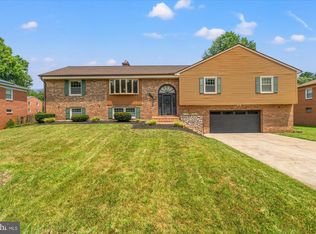 11400 Dundee Dr, Bowie, MD 20721