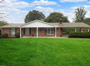 865 Elk Spur St, Elkin, NC 28621
