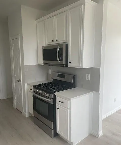 9916 Dryden Ln — Photo 7