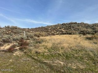 Arrowrock Dr, Lake Hughes, CA 93532