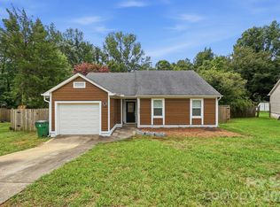 8122 Sherington Way, Charlotte, NC 28227