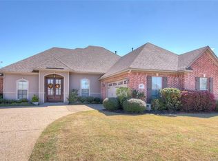 497 Brompton Ln, Bossier City, LA 71111