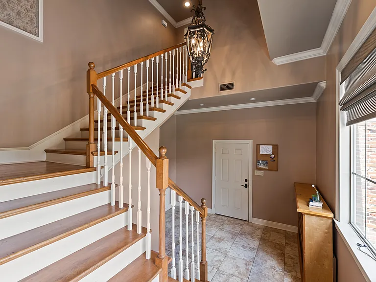 118 W Bayou Pkwy — Photo 20