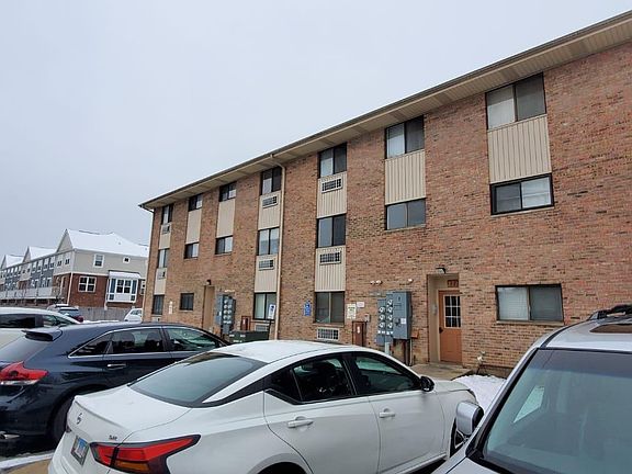 3rd image of 271 Northgate Pkwy #1AC
