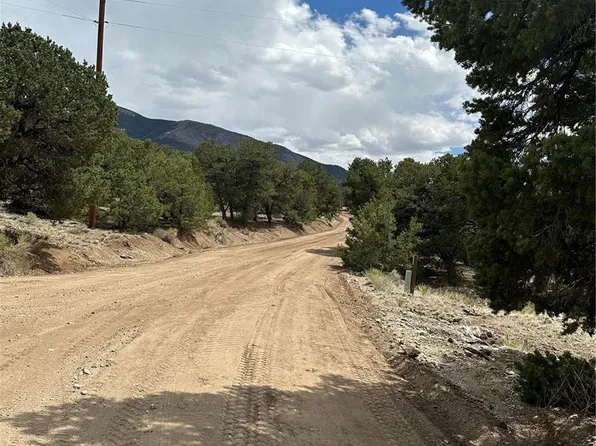 158 Cedar Ridge Road, Mosca, CO 81146