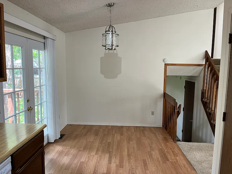253 S Lincoln Ave — Photo 7