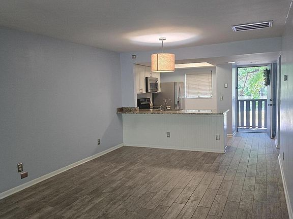 2nd image of 4403 Holly Tree Rd