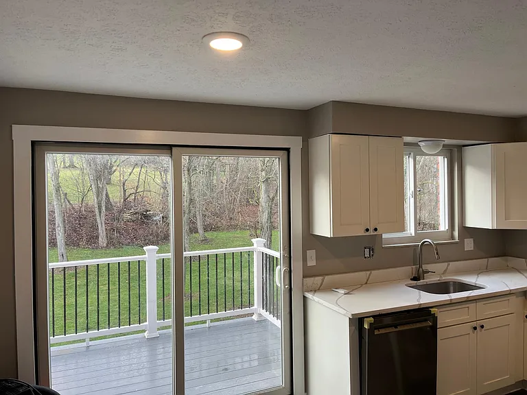 228 Parkwood Cir #3 — Photo 3