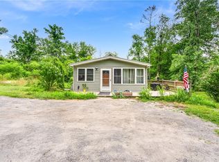 223 North Dr, Saugerties, NY 12477