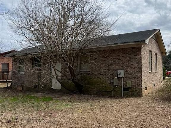 4th image of 212 Wilkes Cir