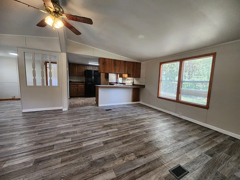 9150 SE 197th Ave — Photo 5