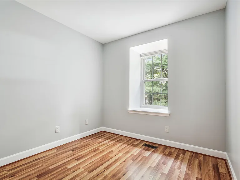 3810 Chesterwood Dr #3810 — Photo 17