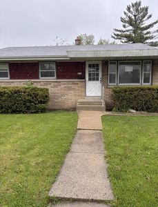 9610 West Lisbon AVENUE, Milwaukee, WI, 53222