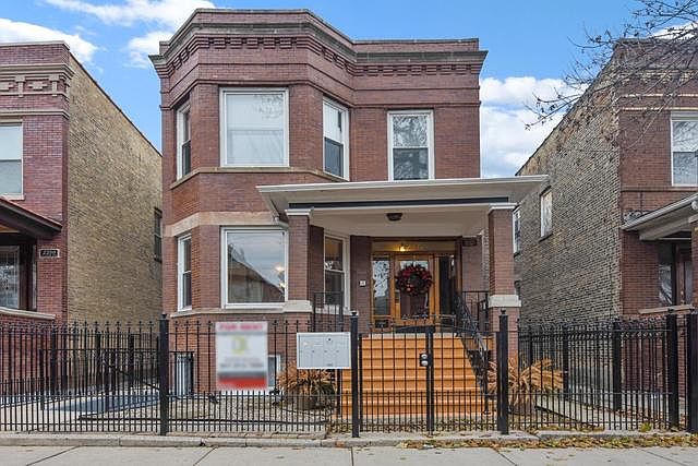 1st image of 2254 N Avers Ave #1