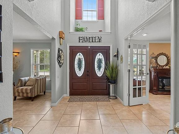 2nd image of 5 Birch Haven Pl