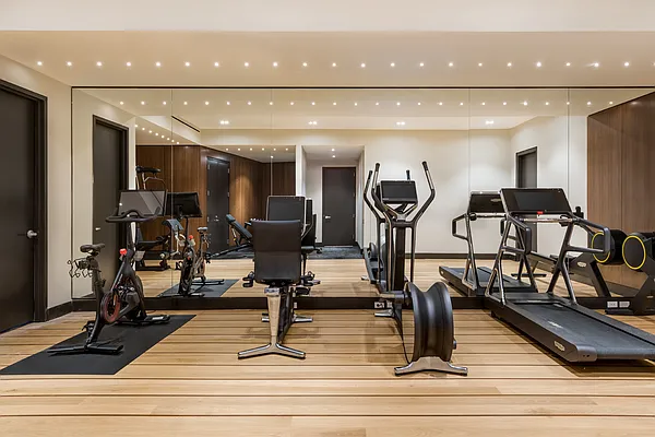 Sold by Douglas Elliman | media 24