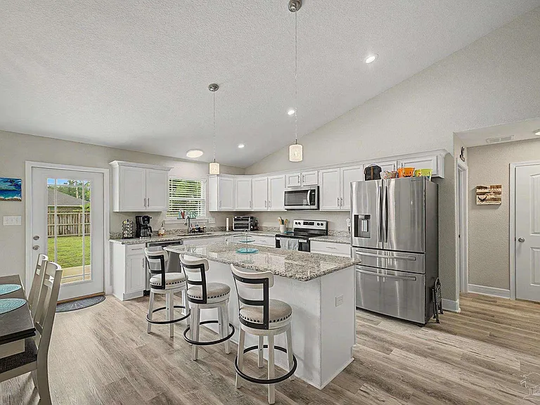 3613 Berkley Ln — Photo 12