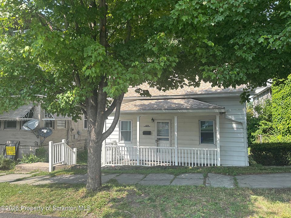 1st image of 619 Hemlock St
