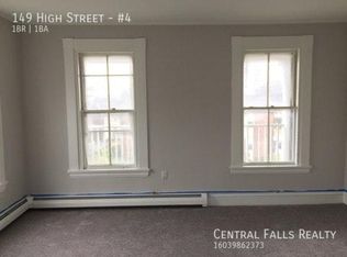149 High St APT 4, Somersworth, NH 03878