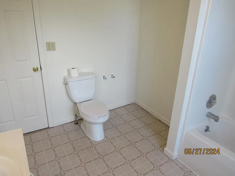 Unit Photo