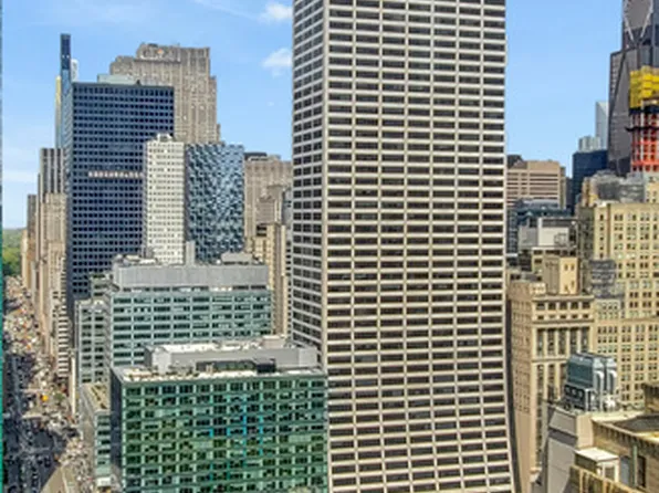 100 West 39th Street image 8 of 27