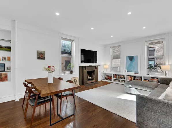 306 W 4th St APT C1, New York, NY 10014
