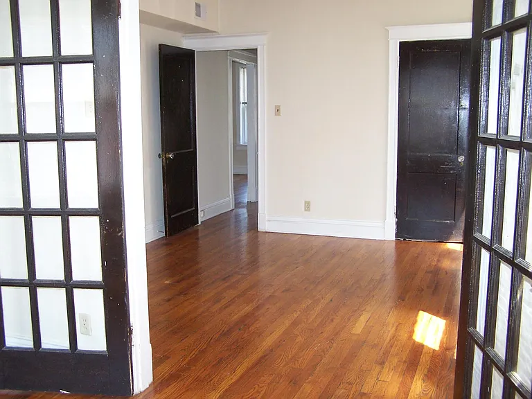 755 Heman Ave — Photo 9
