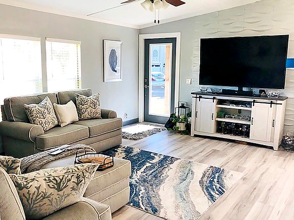 3rd image of 2201 Del Mar Dr #2201