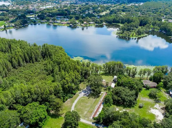 22129 Carson Dr, Land O Lakes, FL 34639