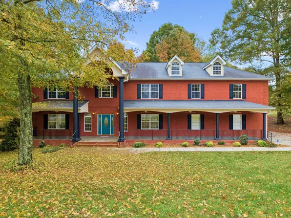 1036 Cherry Springs Dr, Cottontown, TN 37048