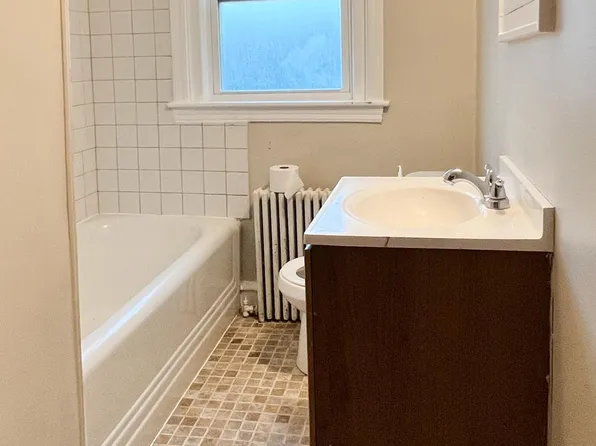 406 Washington Ave APT 6, Ephrata, PA 17522