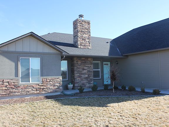 4th image of 532 Tasia Brianna Dr E