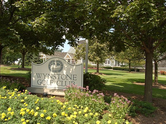 Wynstone Golf Club Sign_Membership Required