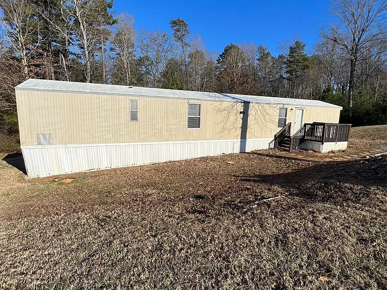 216 Tall Pines Ln — Photo 1