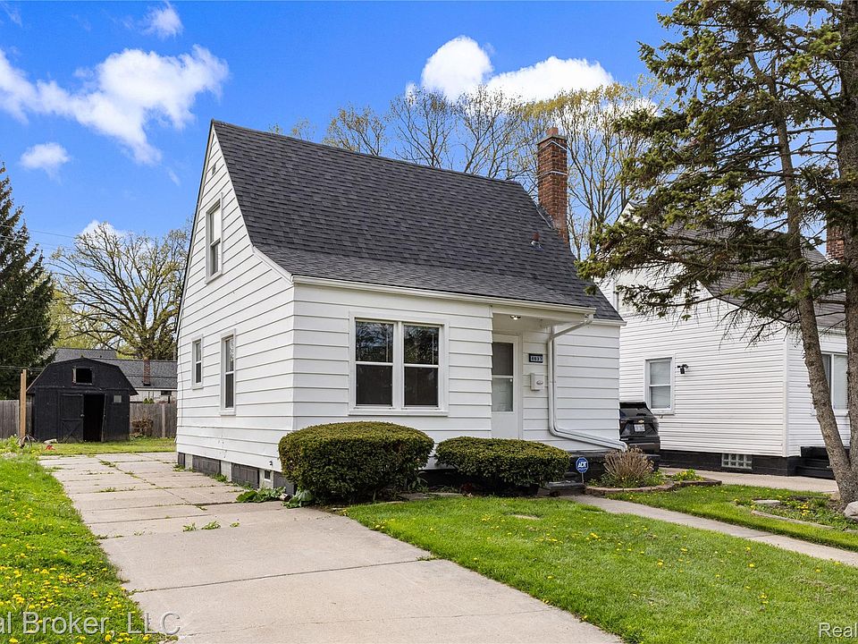 1st image of 4637 University Pl