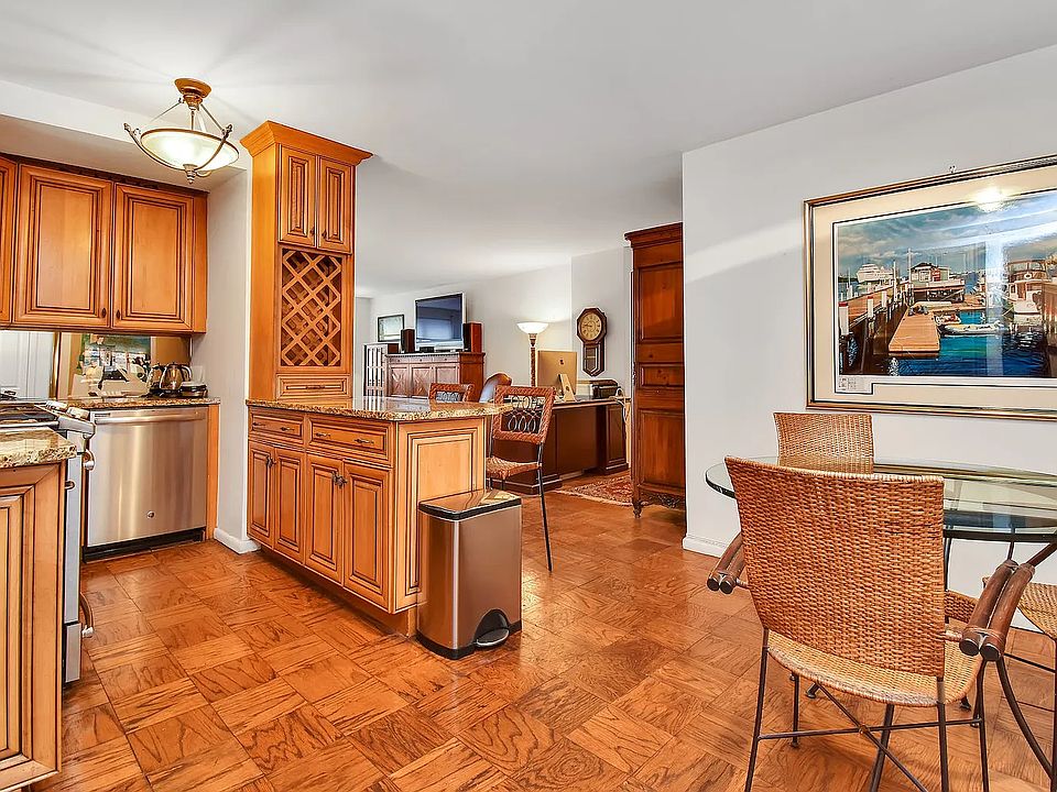 1st image of 333 E 79th St APT 18V