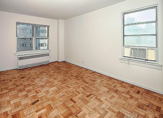 4th image of 288 Lexington Ave APT 9E