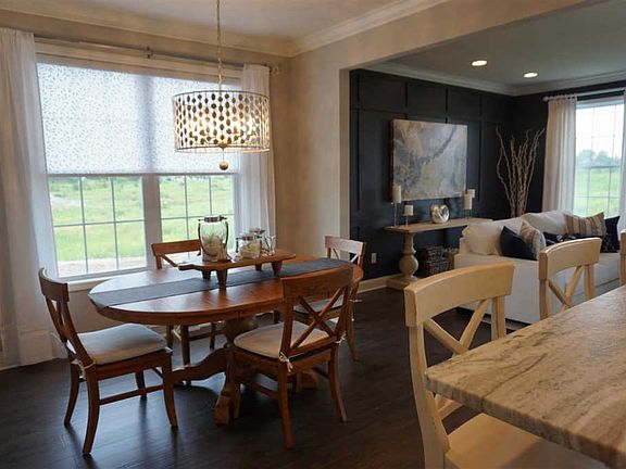4th image of 45 Howland Park Dr