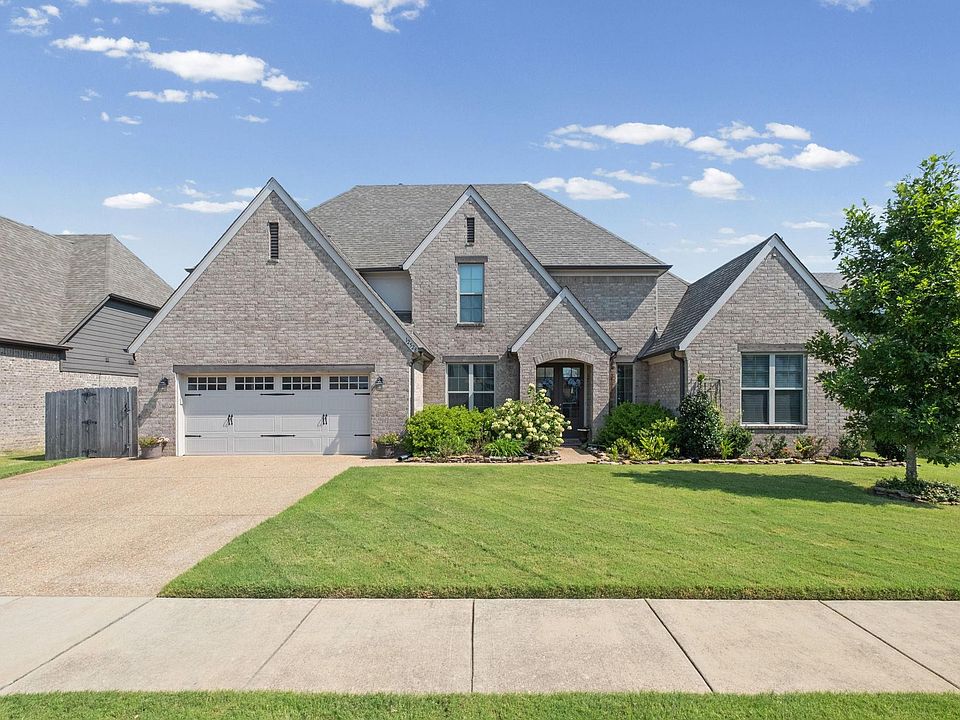 1st image of 12528 Caymus Ln