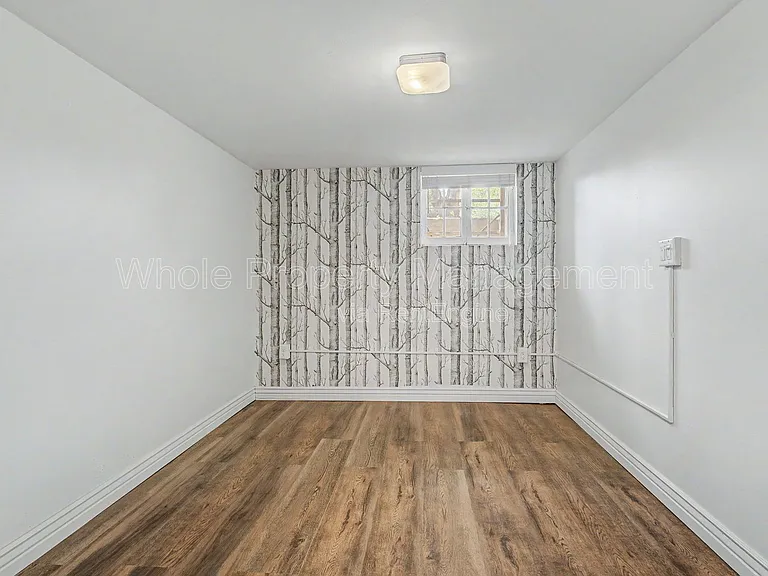 110 S Quitman St — Photo 21