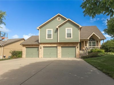 8108 NE 112th St, Kansas City, MO, 64157