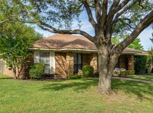 909 Simon Dr, Plano, TX 75025