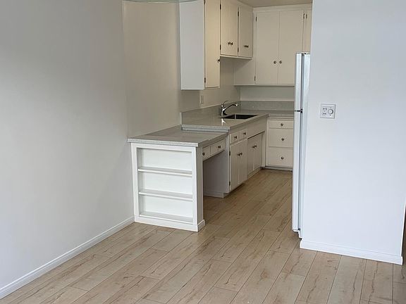 4th image of 1341 N Crescent Heights Blvd APT 207