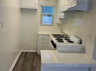 Kings Court, Torrance, CA 90503