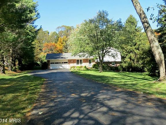 2nd image of 4948 Tall Oaks Dr