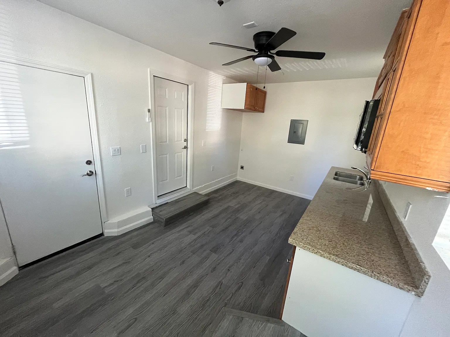 1 bed, 500 sqft, $1,750 — Photo 4